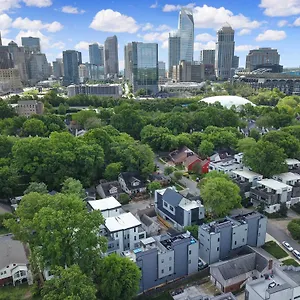  Holiday home 906 Westbrook B Views Rooftop Hot Tub And Short Walk To Stadium